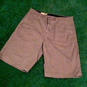33 Volcom grey shorts